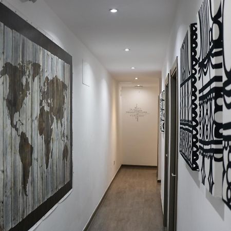 Hostal Abril Μαδρίτη Εξωτερικό φωτογραφία