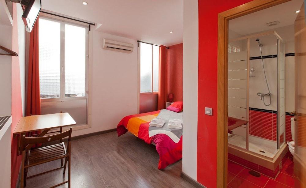 Hostal Abril Μαδρίτη Εξωτερικό φωτογραφία